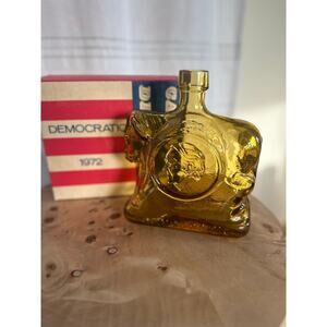 Vintage 1972 Democratic‎ Campaign Wheaton Glass Amber Decanter McGovern w/ Box